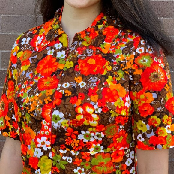 Groovy Floral Velveteen Bold Flower Power Print Lined Mini Dress Size Small - Picture 3 of 13